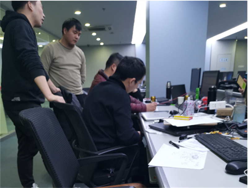 用理想凝聚力量、用技术铸就品牌